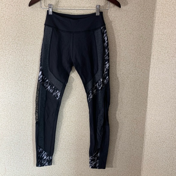 Beyond Yoga Pants - Beyond Yoga Border Contrast Legging Mesh Black